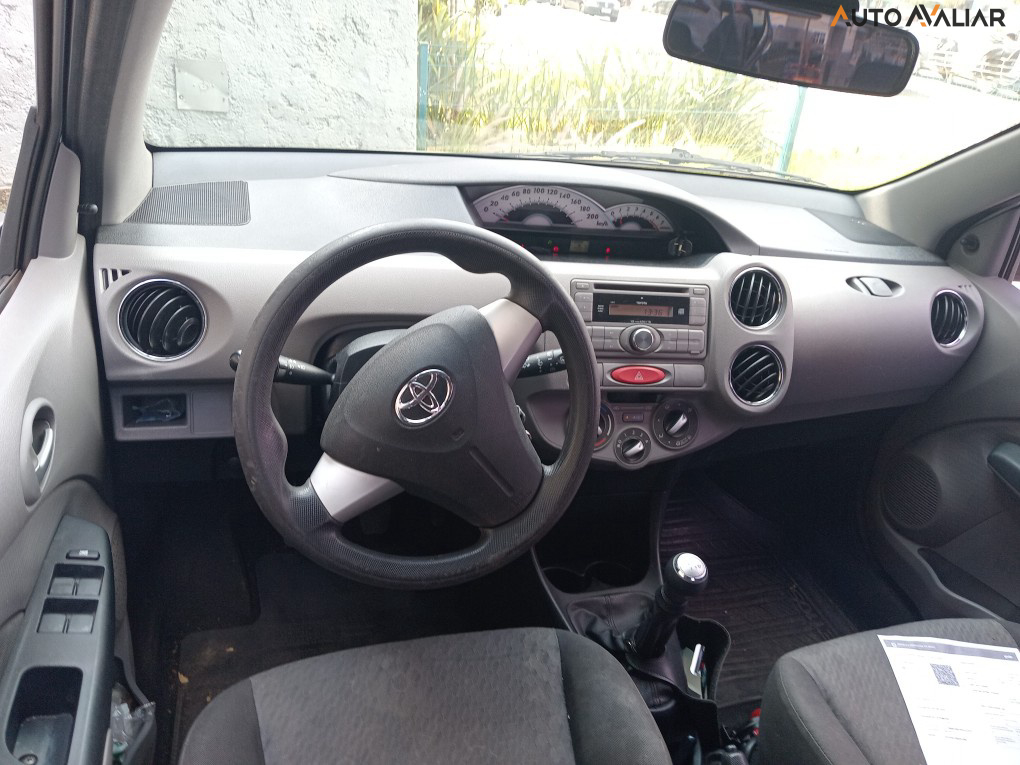 TOYOTA ETIOS 1.5 XLS 16V FLEX 4P MANUAL