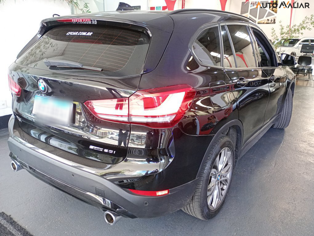 BMW X1 2.0 16V TURBO ACTIVEFLEX SDRIVE20I 4P AUTOMATICO