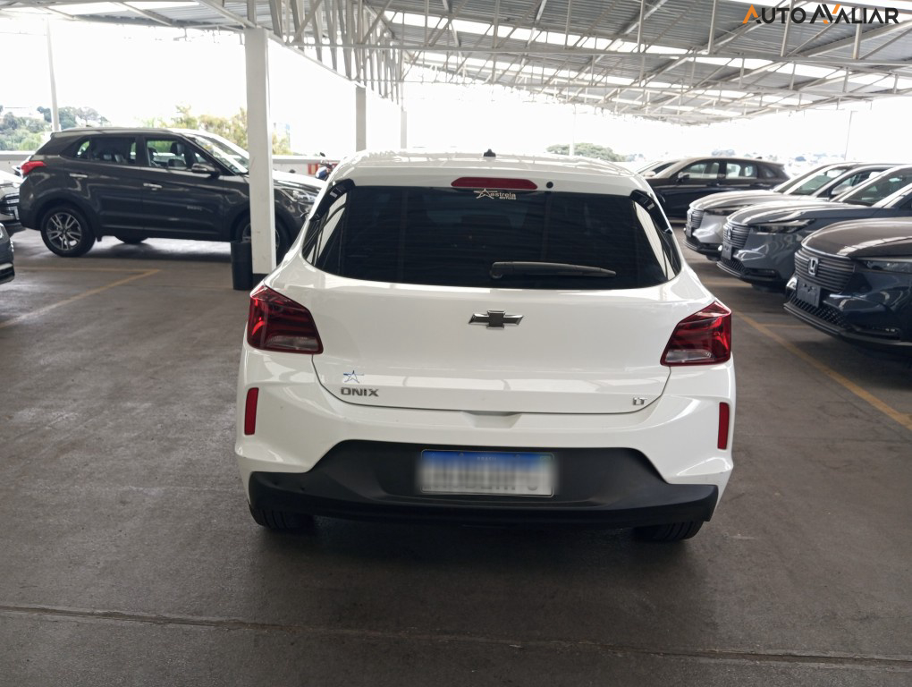 CHEVROLET ONIX 1.0 MT LT2 HB