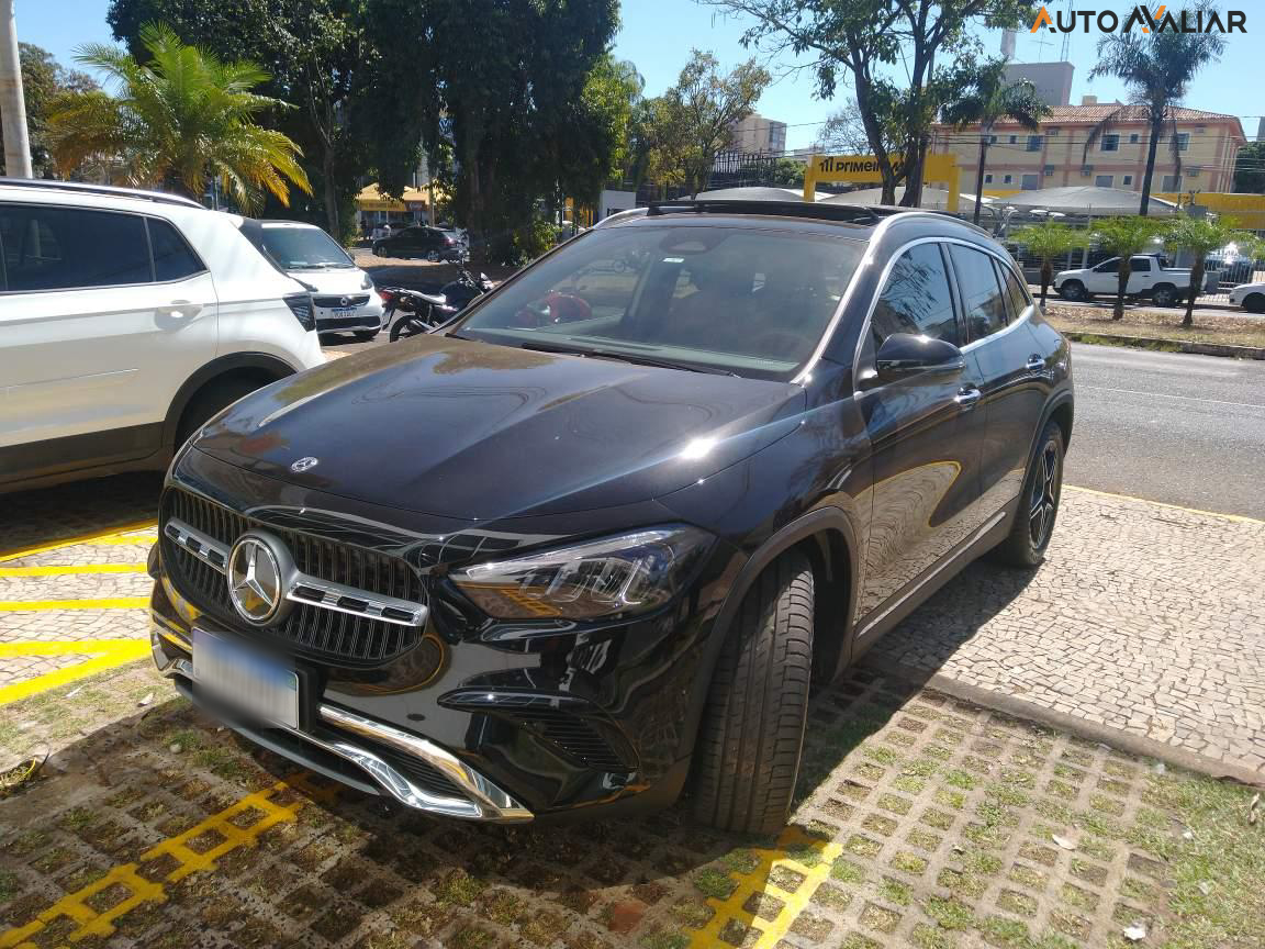 MERCEDES-BENZ GLA 200 PROGRESSIVE 1.3 TB 16V AUT.(HIB)