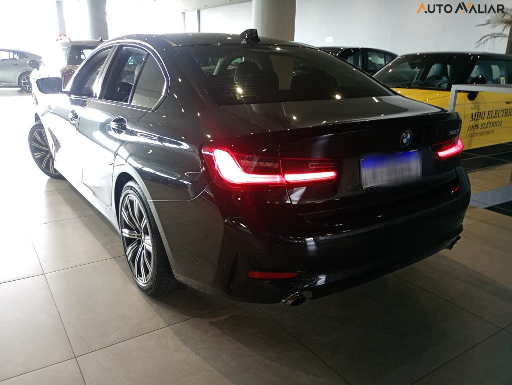 BMW 320I 2.0 16V TURBO GASOLINA GP AUTOMÁTICO