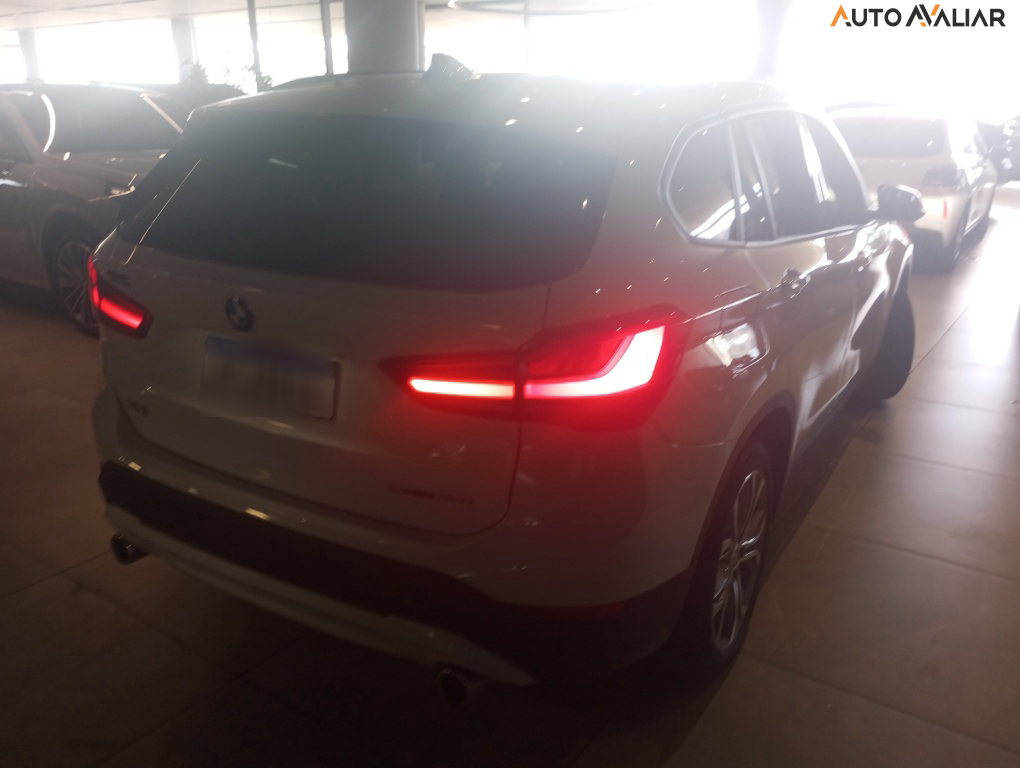 BMW X1 2.0 16V TURBO ACTIVEFLEX SDRIVE20I GP 4P AUTOMATICO