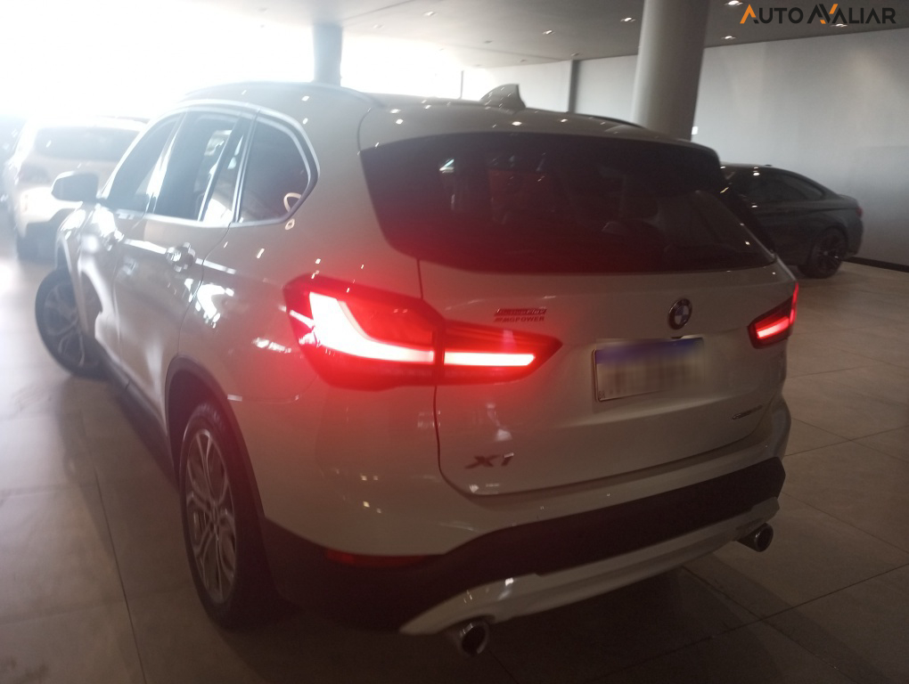 BMW X1 2.0 16V TURBO ACTIVEFLEX SDRIVE20I GP 4P AUTOMATICO