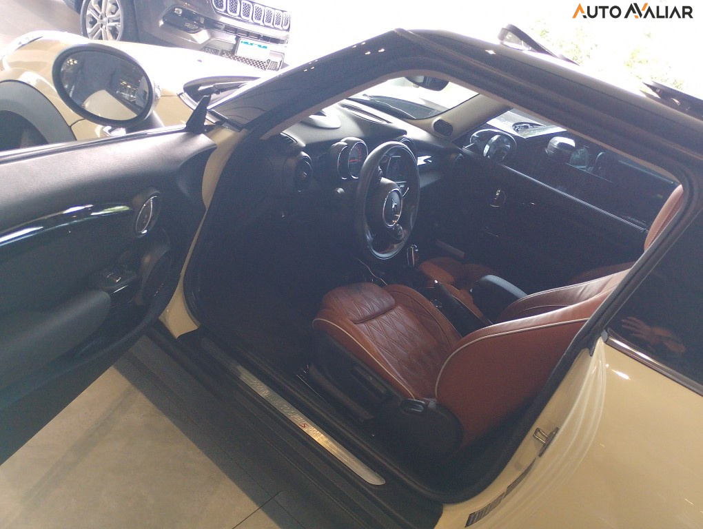 MINI COOPER 2.0 16V TWINPOWER GASOLINA S 2P STEPTRONIC
