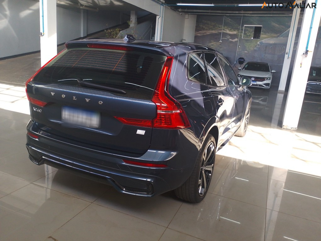 VOLVO XC60 2.0 T8 RECHARGE ULTIMATE DARK AWD GEARTRONIC