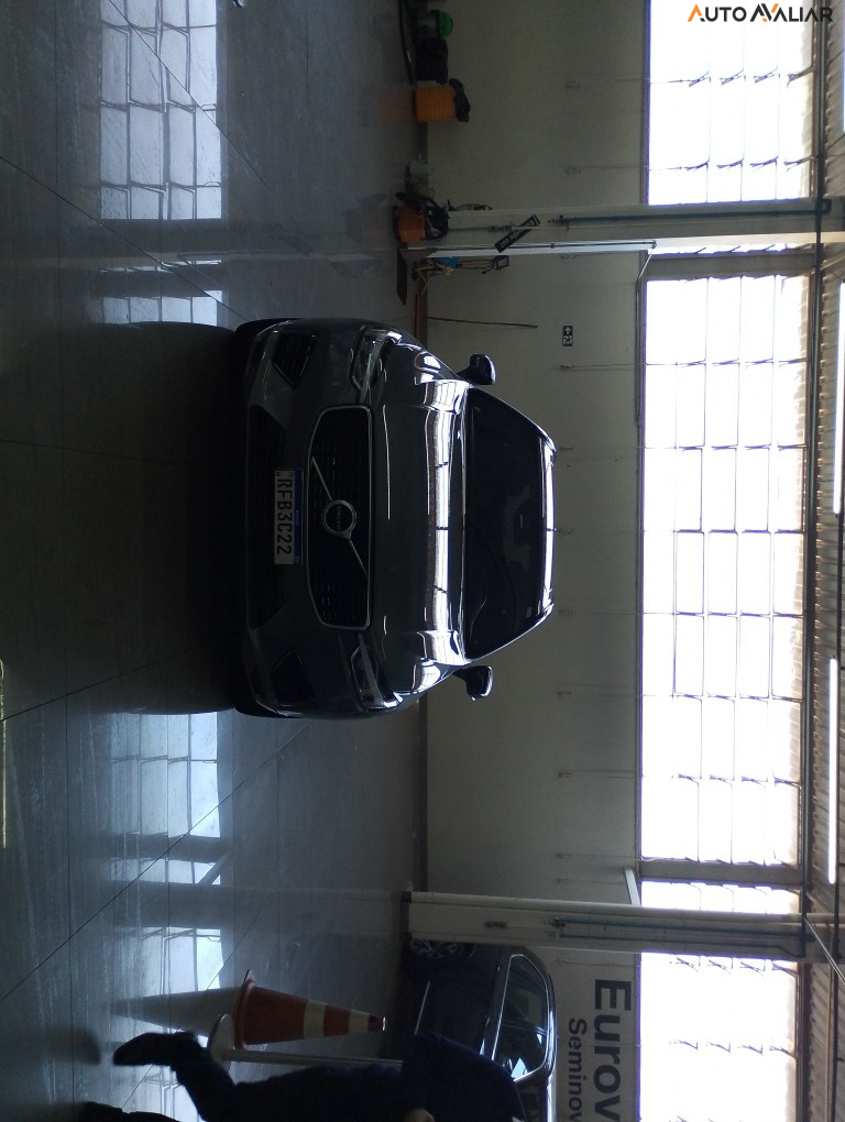 VOLVO XC60 2.0 T8 HYBRID R-DESIGN AWD GEARTRONIC