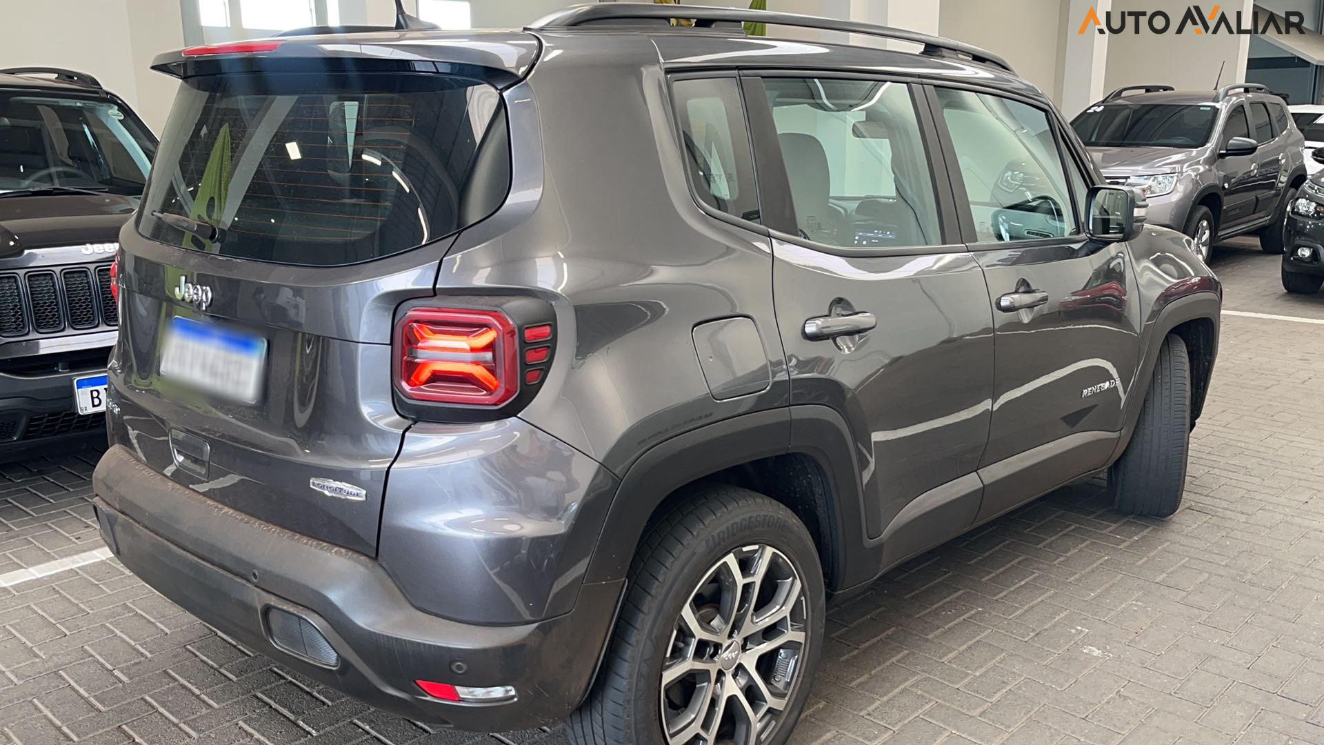 JEEP RENEGADE LONGITUDE  T270