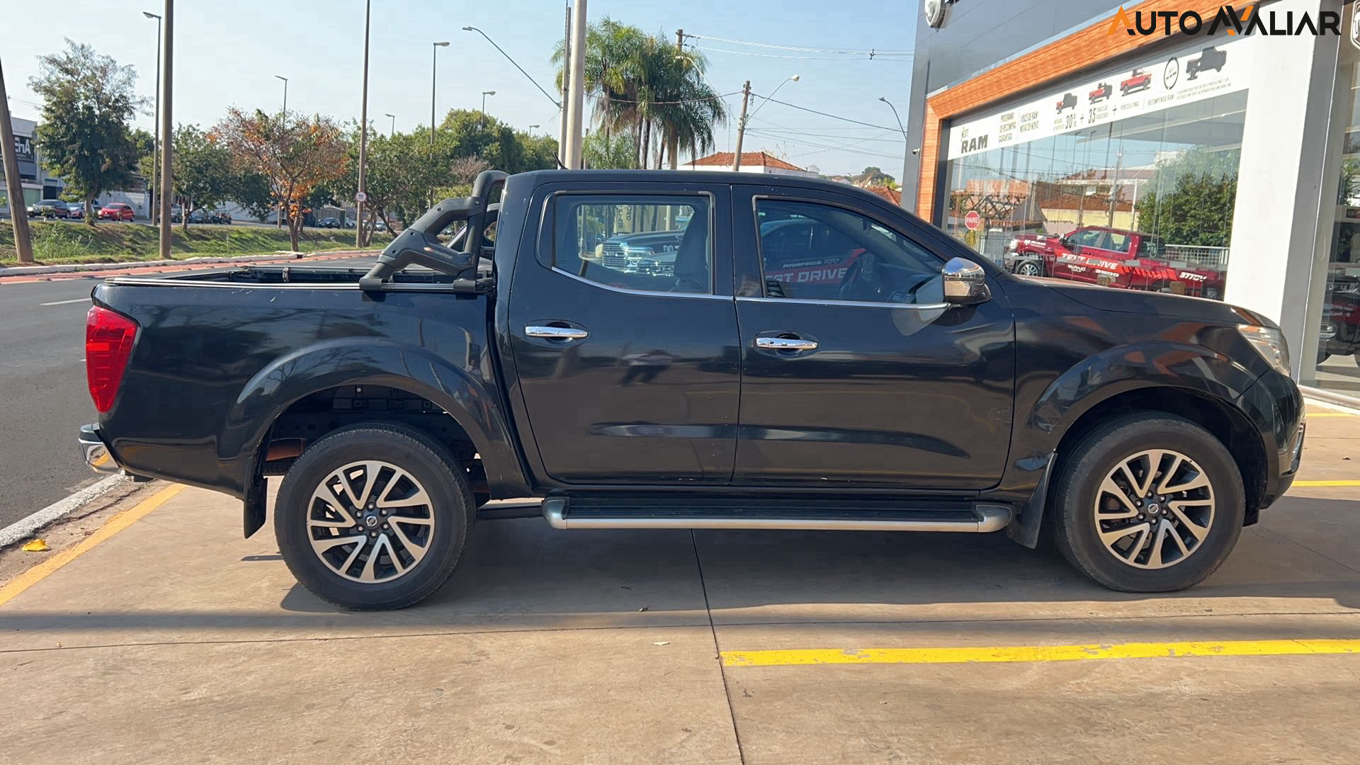 NISSAN FRONTIER 2.3 16V TURBO DIESEL XE CD 4X4 AUTOMÁTICO