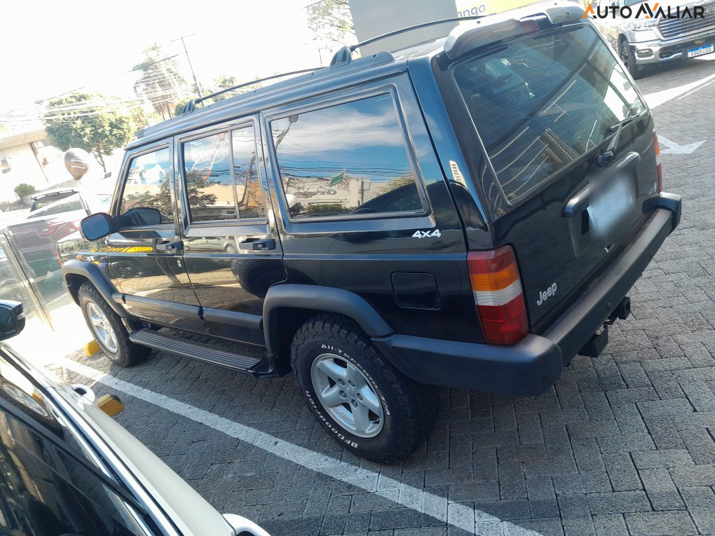 JEEP CHEROKEE 4.0 SPORT 4X4 6I 12V GASOLINA 4P AUTOMATICO
