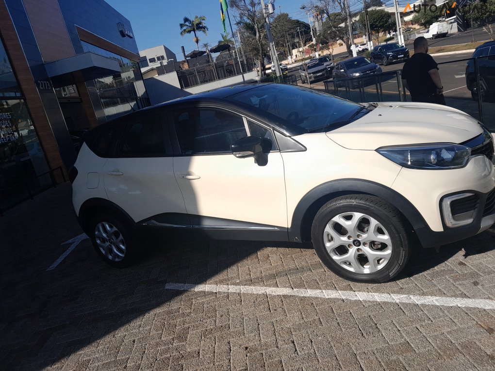 RENAULT CAPTUR 1.6 16V SCE FLEX ZEN X-TRONIC