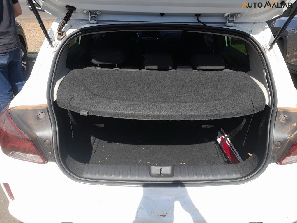 CHEVROLET ONIX 1.0 TURBO FLEX LTZ MANUAL