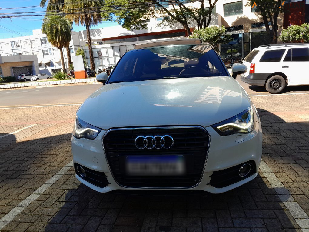 AUDI A1 1.4 16V TFSI(S-TRONIC)