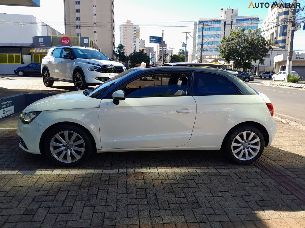 AUDI A1 1.4 16V TFSI(S-TRONIC)