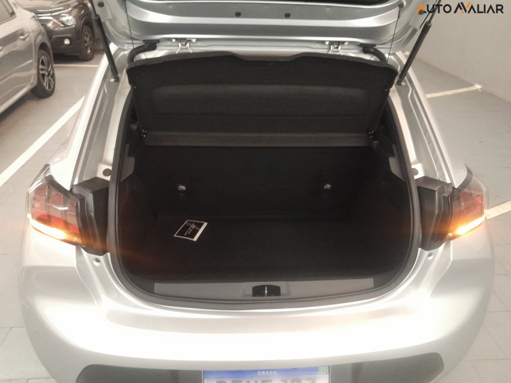 PEUGEOT 208 1.6 16V FLEX GRIFFE AT6