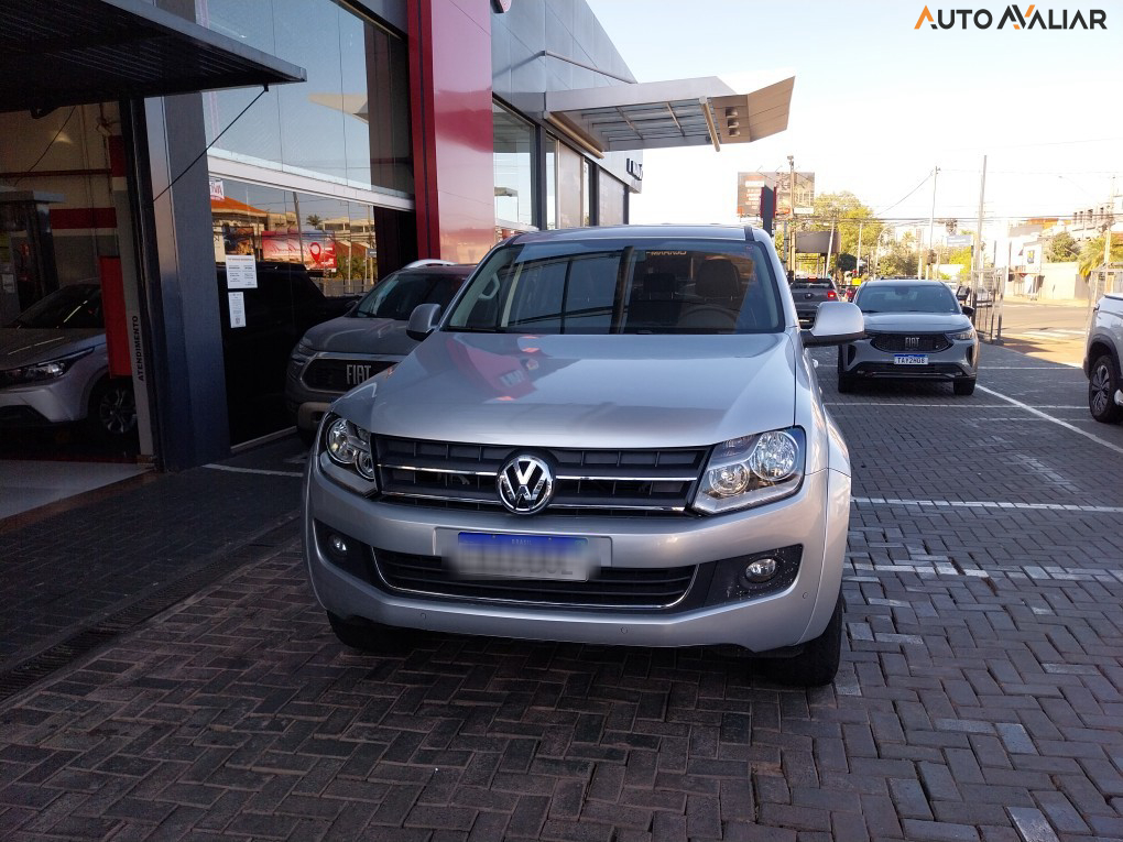 VOLKSWAGEN AMAROK 2.0 TRENDLINE 4X4 CD 16V TURBO INTERCOOLER DIESEL 4P AUTOMATICO