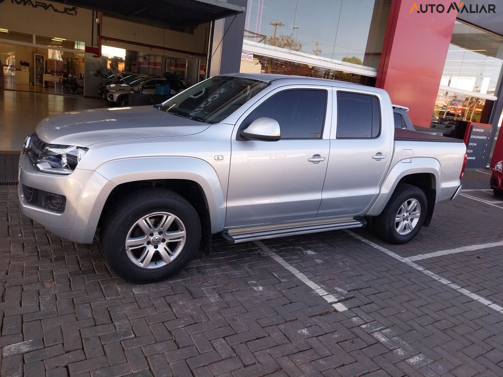 VOLKSWAGEN AMAROK 2.0 TRENDLINE 4X4 CD 16V TURBO INTERCOOLER DIESEL 4P AUTOMATICO