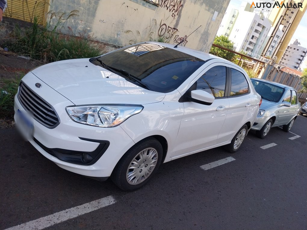FORD KA+ 1.5 SE PLUS 16V FLEX 4P AUTOMÁTICO