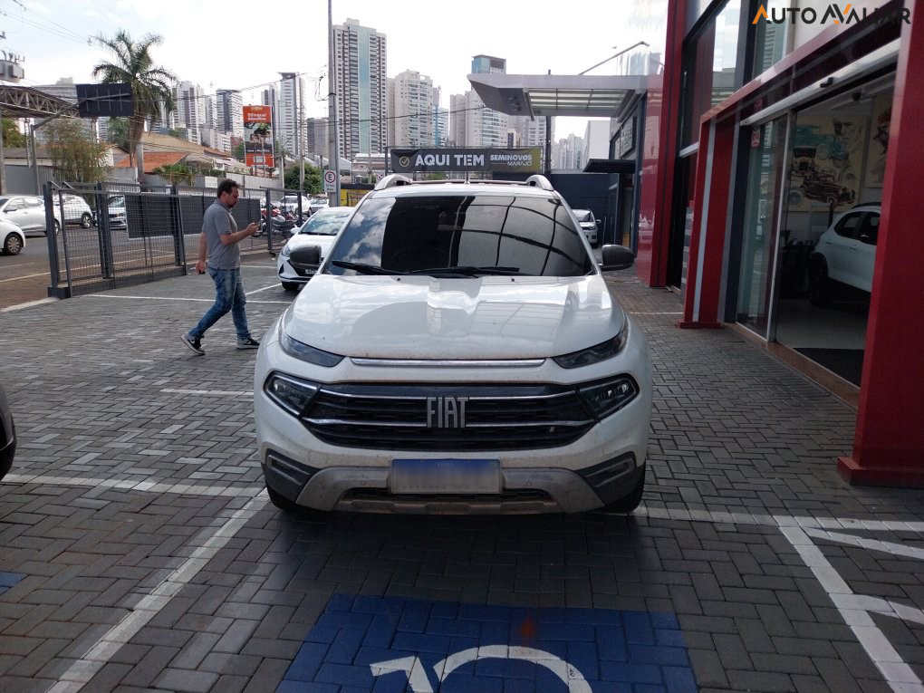 FIAT TORO 2.0 16V TURBO DIESEL VOLCANO 4WD AT9
