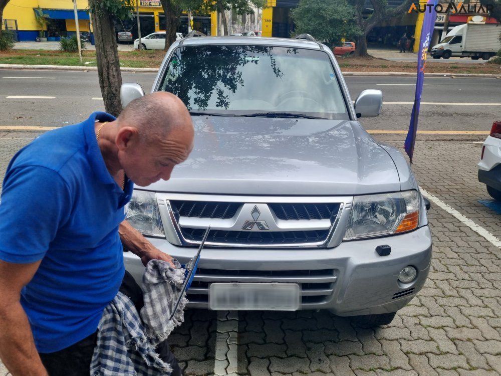 MITSUBISHI PAJERO FULL 3.8 HPE 4X4 V6 24V GASOLINA 4P AUTOMATICO