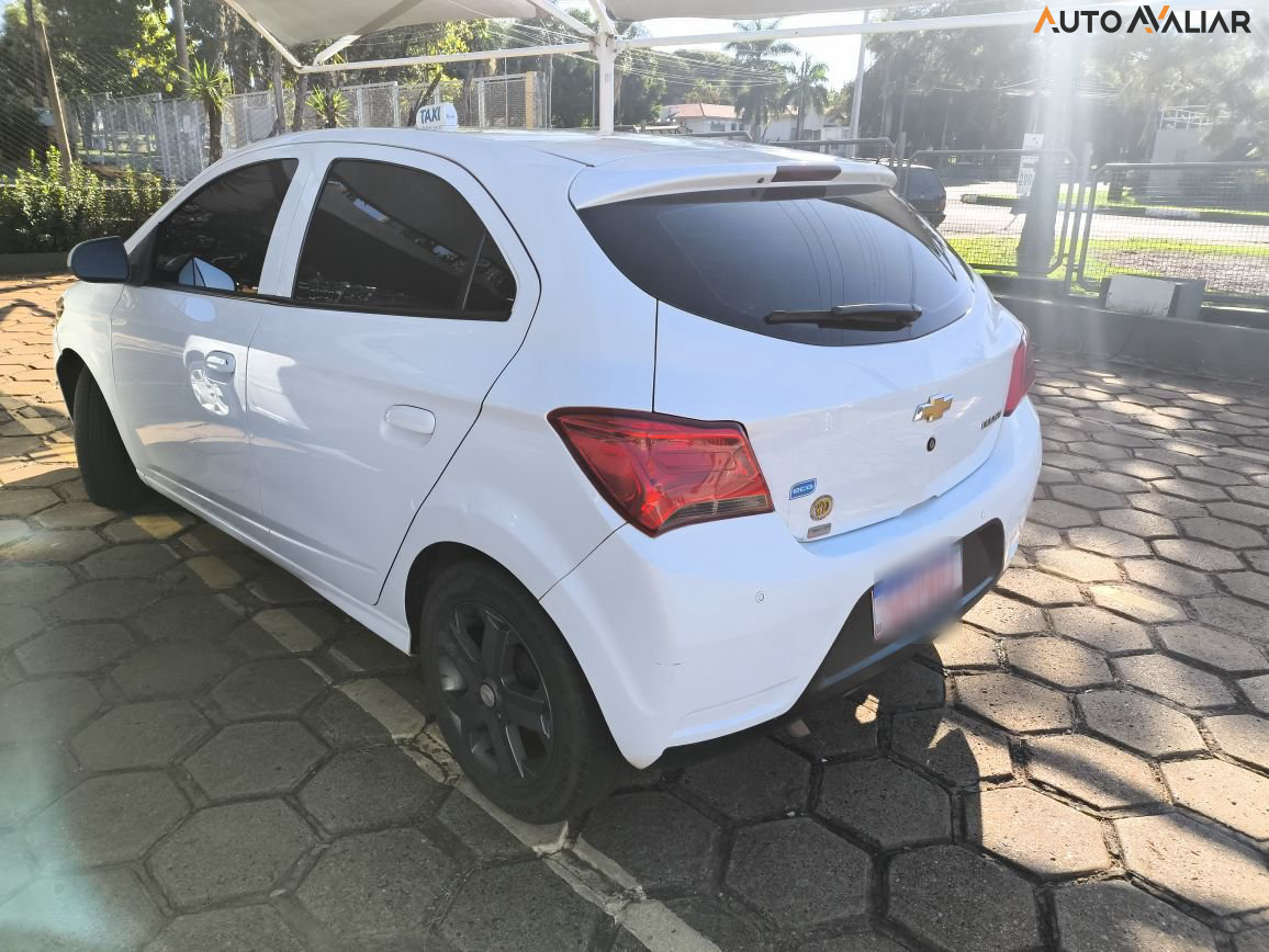 CHEVROLET ONIX 1.0 MPFI LT 8V FLEX 4P MANUAL