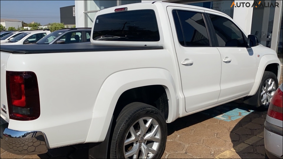 VOLKSWAGEN AMAROK 3.0 V6 TDI HIGHLINE CD DIESEL 4MOTION AUTOMATICO