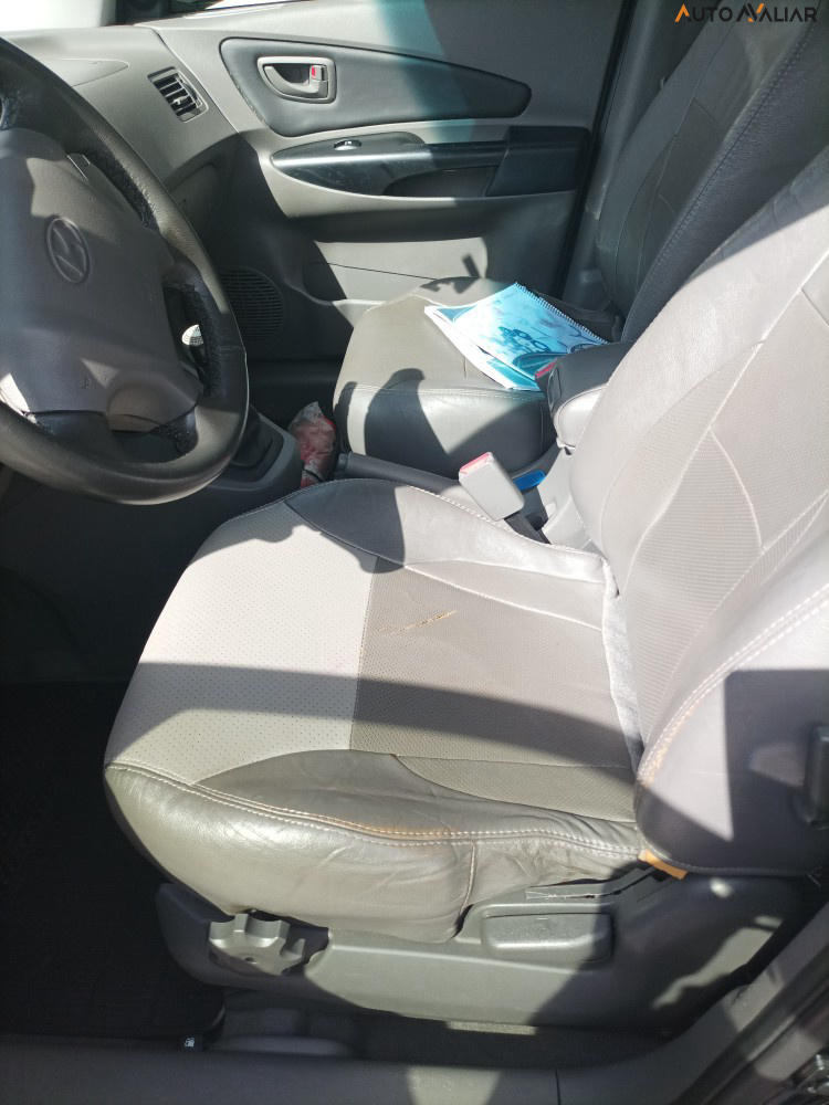 HYUNDAI TUCSON 2.0 MPFI GL 16V 142CV 2WD GASOLINA 4P MANUAL