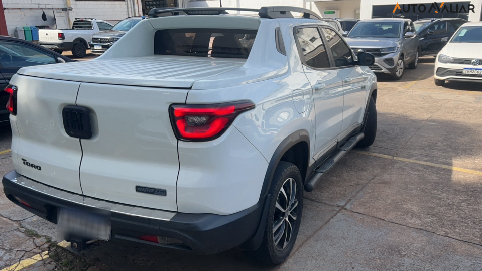 FIAT TORO 2.0 16v Turbo Diesel Ultra 4wd At9