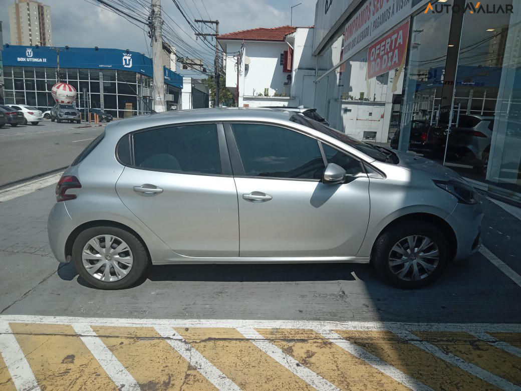 PEUGEOT 208 1.2 ACTIVE 12V FLEX 4P MANUAL