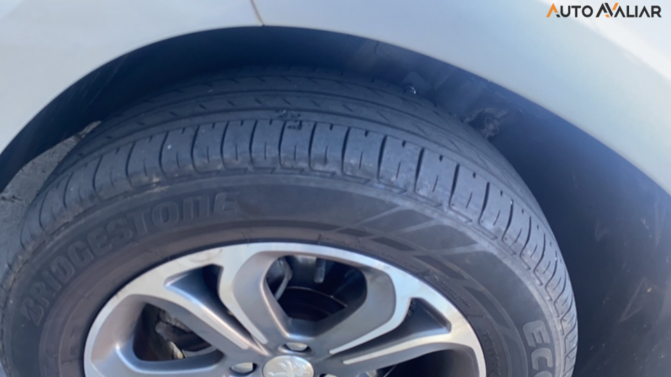 PEUGEOT 2008 1.6 16V FLEX GRIFFE 4P AUTOMATICO