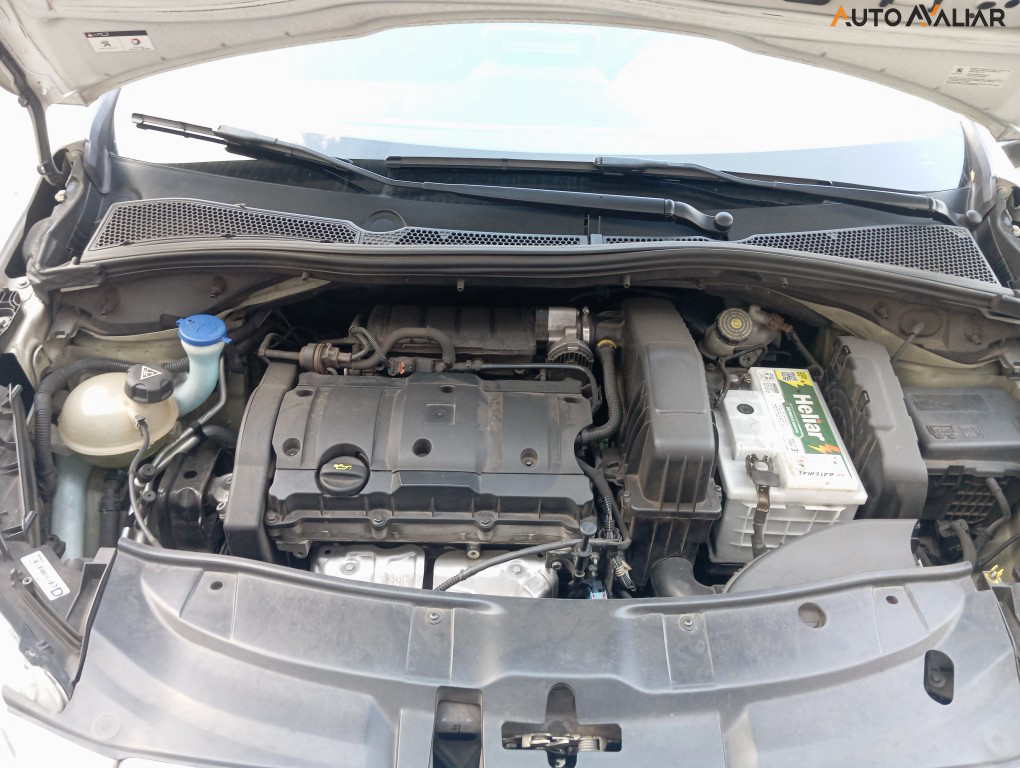 PEUGEOT 2008 1.6 16V FLEX GRIFFE 4P AUTOMATICO