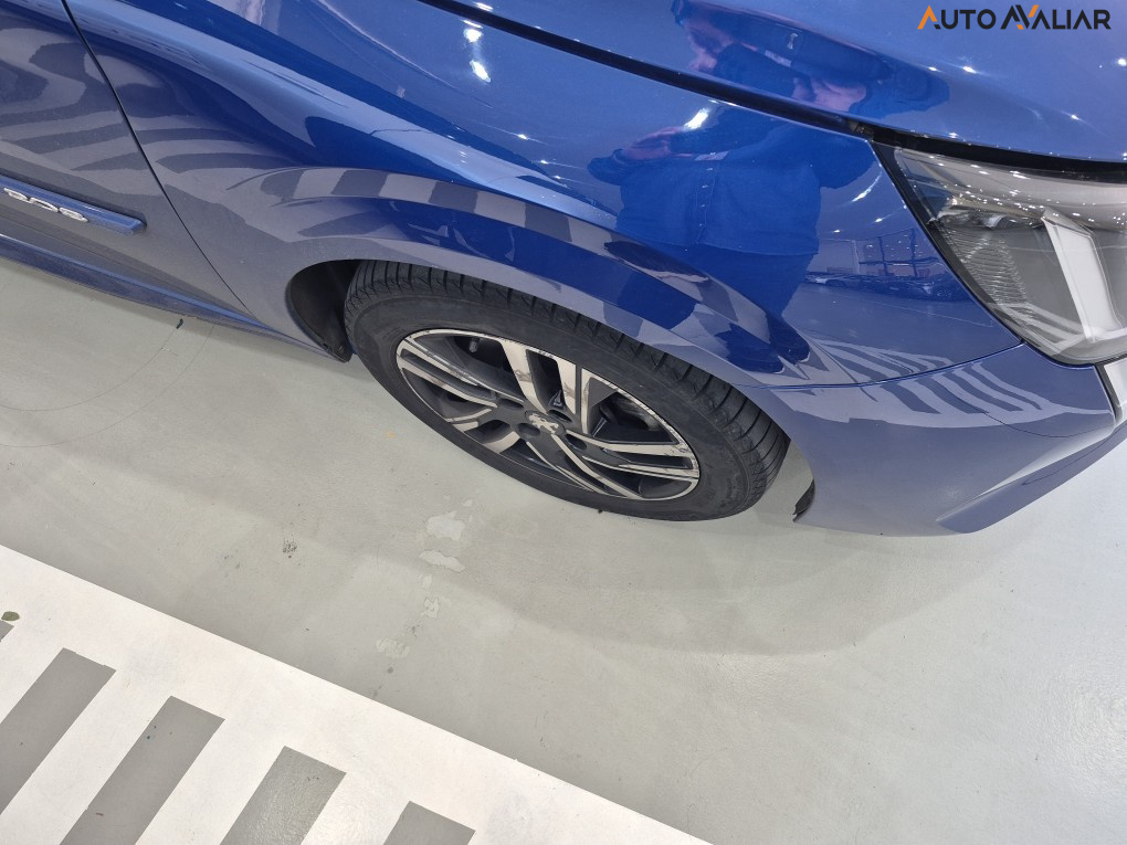 PEUGEOT 208 1.0 TURBO 200 FLEX GRIFFE CVT