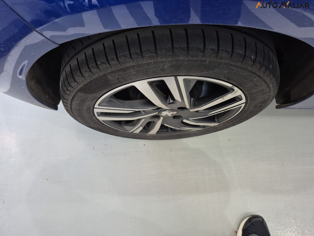 PEUGEOT 208 1.0 TURBO 200 FLEX GRIFFE CVT