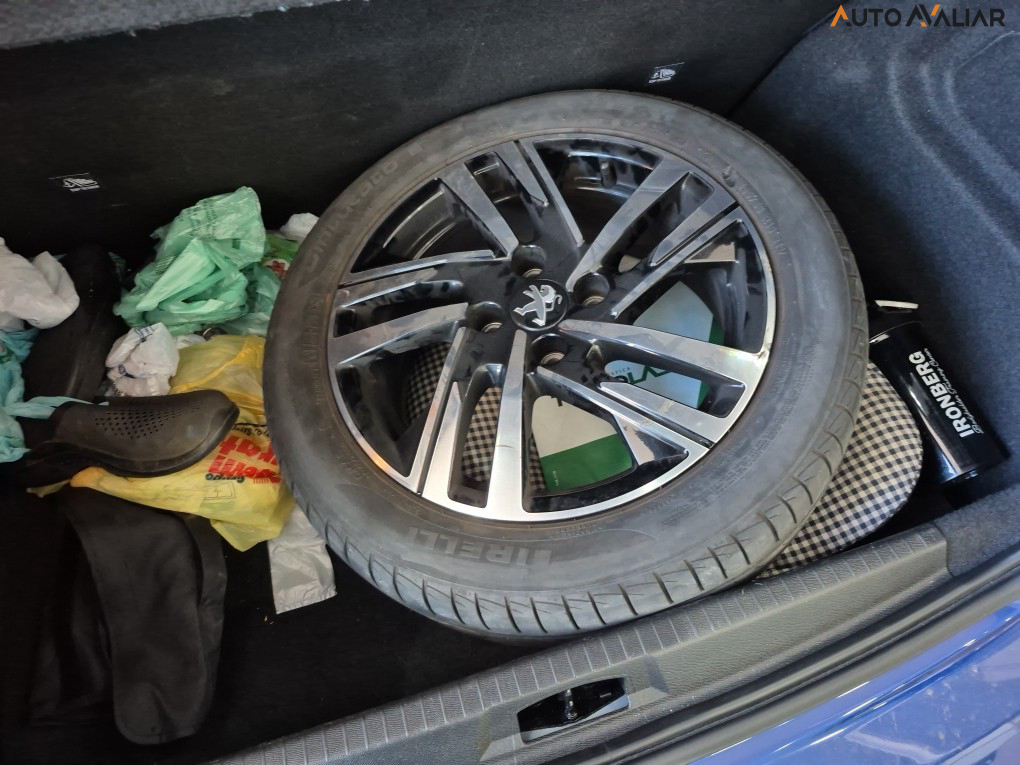 PEUGEOT 208 1.0 TURBO 200 FLEX GRIFFE CVT