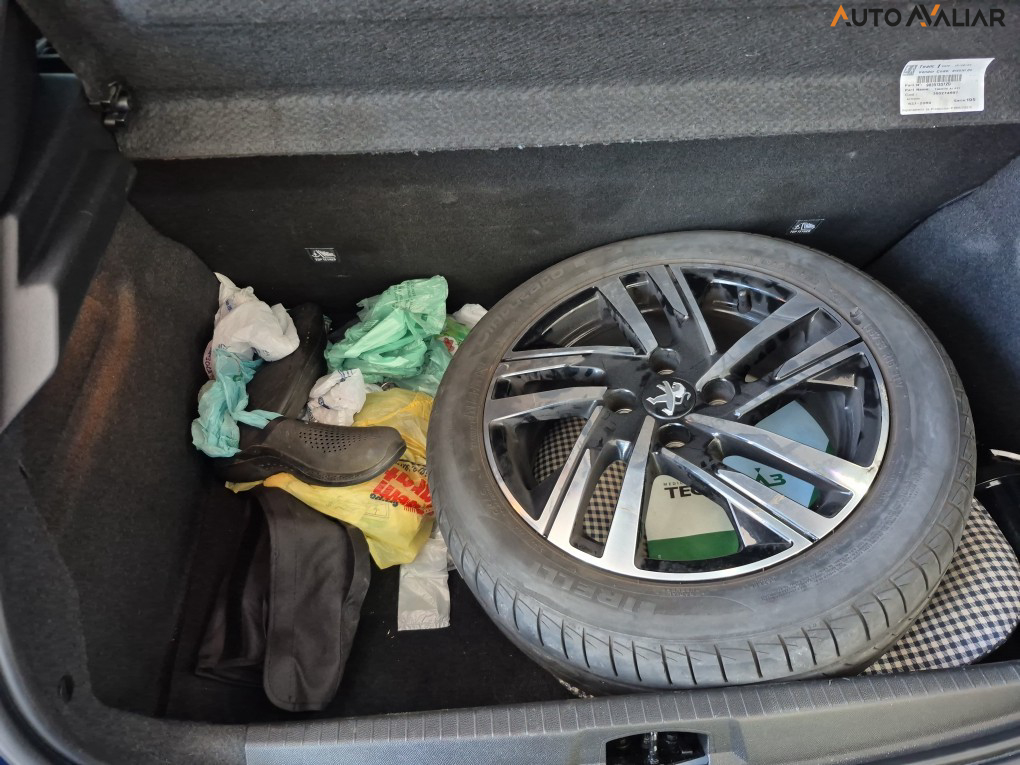 PEUGEOT 208 1.0 TURBO 200 FLEX GRIFFE CVT