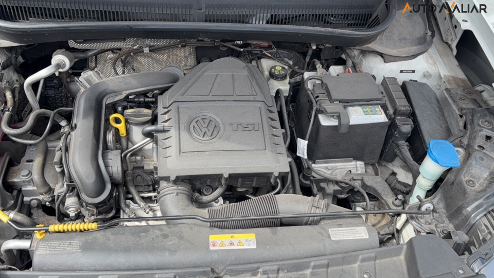 VOLKSWAGEN T-CROSS 1.0 200 TSI TOTAL FLEX COMFORTLINE AUTOM&Aacute;TICO