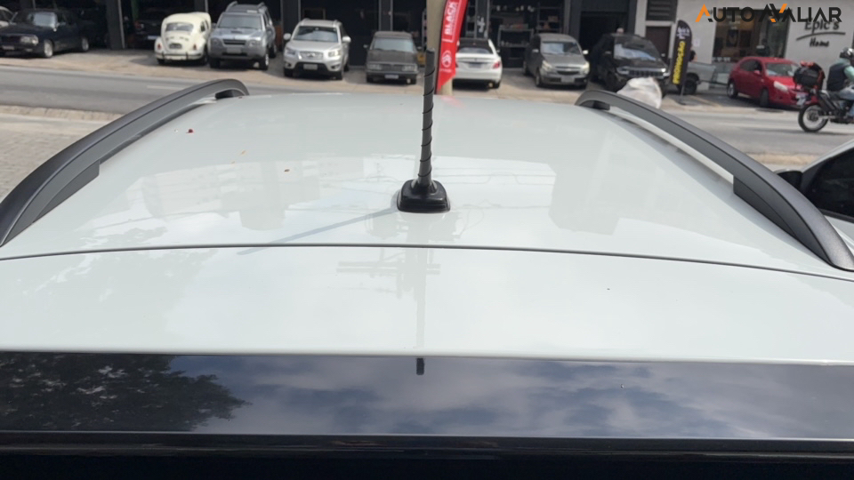 VOLKSWAGEN T-CROSS 1.0 200 TSI TOTAL FLEX COMFORTLINE AUTOM&Aacute;TICO