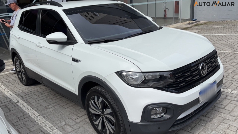 VOLKSWAGEN T-CROSS 1.0 200 TSI TOTAL FLEX COMFORTLINE AUTOM&Aacute;TICO