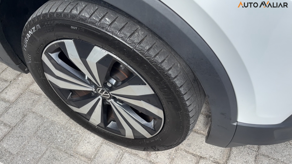 VOLKSWAGEN T-CROSS 1.0 200 TSI TOTAL FLEX COMFORTLINE AUTOM&Aacute;TICO