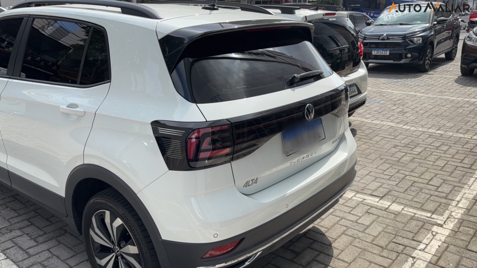 VOLKSWAGEN T-CROSS 1.0 200 TSI TOTAL FLEX COMFORTLINE AUTOM&Aacute;TICO