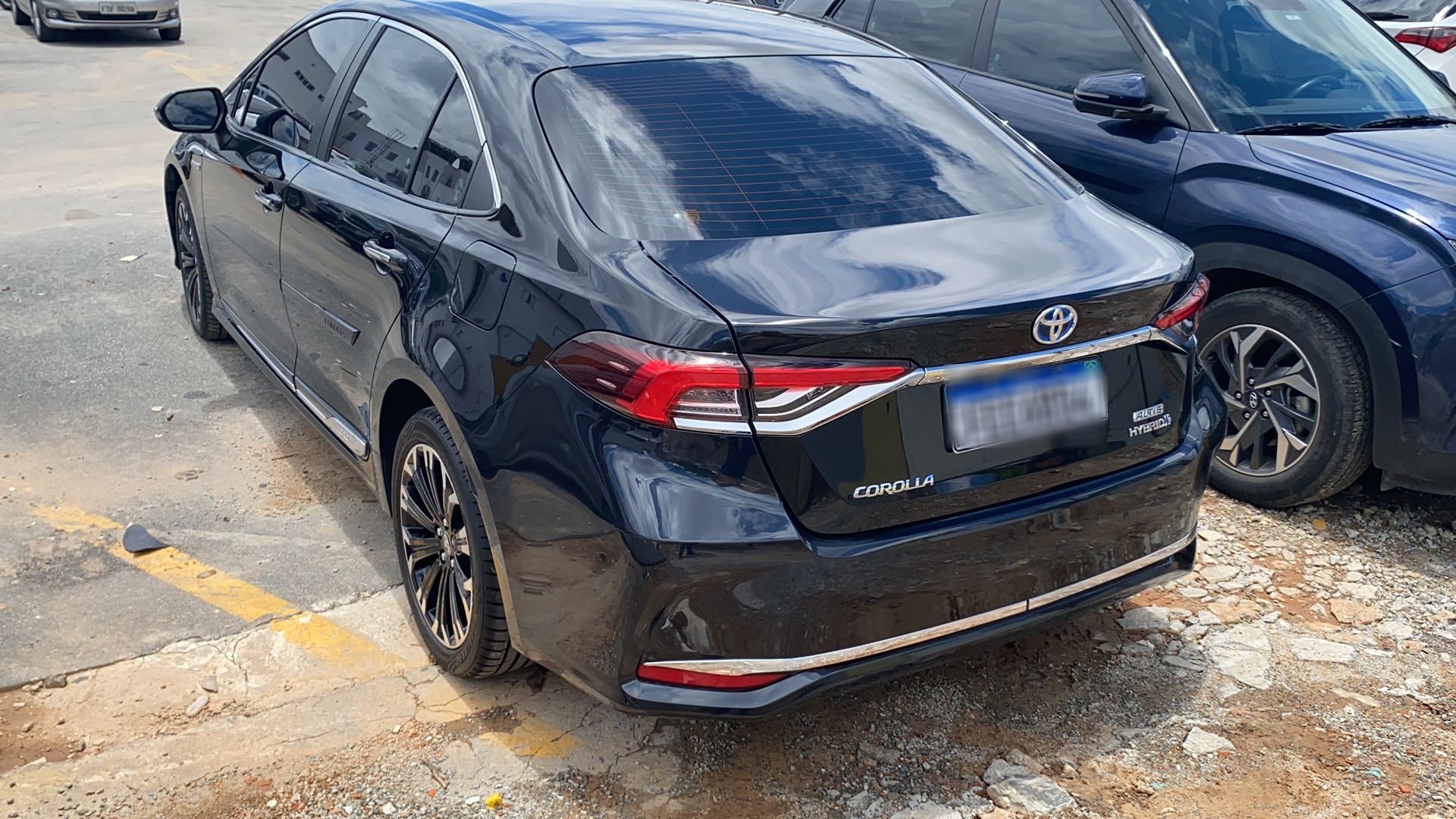 TOYOTA COROLLA 1.8 VVT-I HYBRID PREMIUM FLEX ALTIS CVT