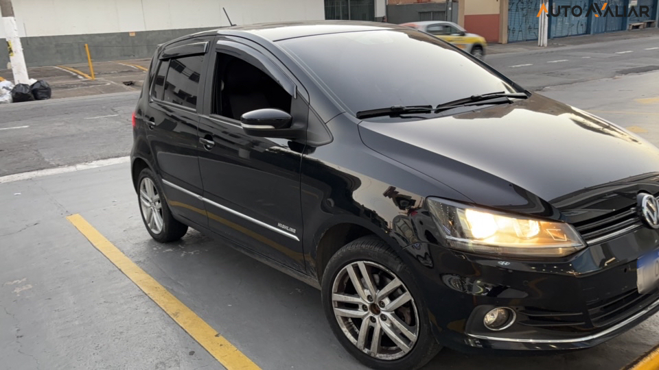 VOLKSWAGEN FOX 1.6 MSI HIGHLINE 16V FLEX 4P AUTOMATIZADO