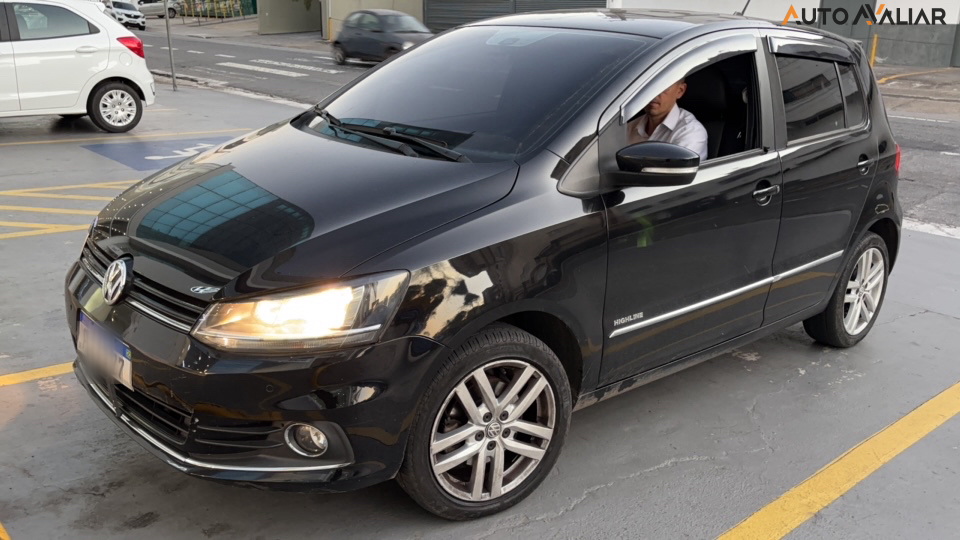 VOLKSWAGEN FOX 1.6 MSI HIGHLINE 16V FLEX 4P AUTOMATIZADO