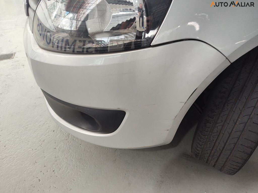 VOLKSWAGEN FOX 1.6 MI 8V FLEX 4P MANUAL