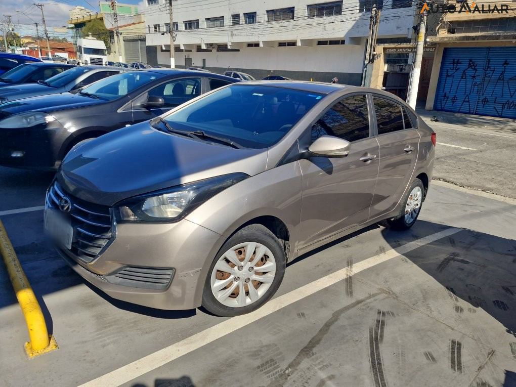 HYUNDAI HB20S 1.6 COMFORT PLUS 16V FLEX 4P AUTOMATICO