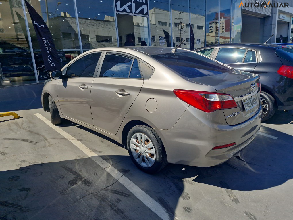 HYUNDAI HB20S 1.6 COMFORT PLUS 16V FLEX 4P AUTOMATICO