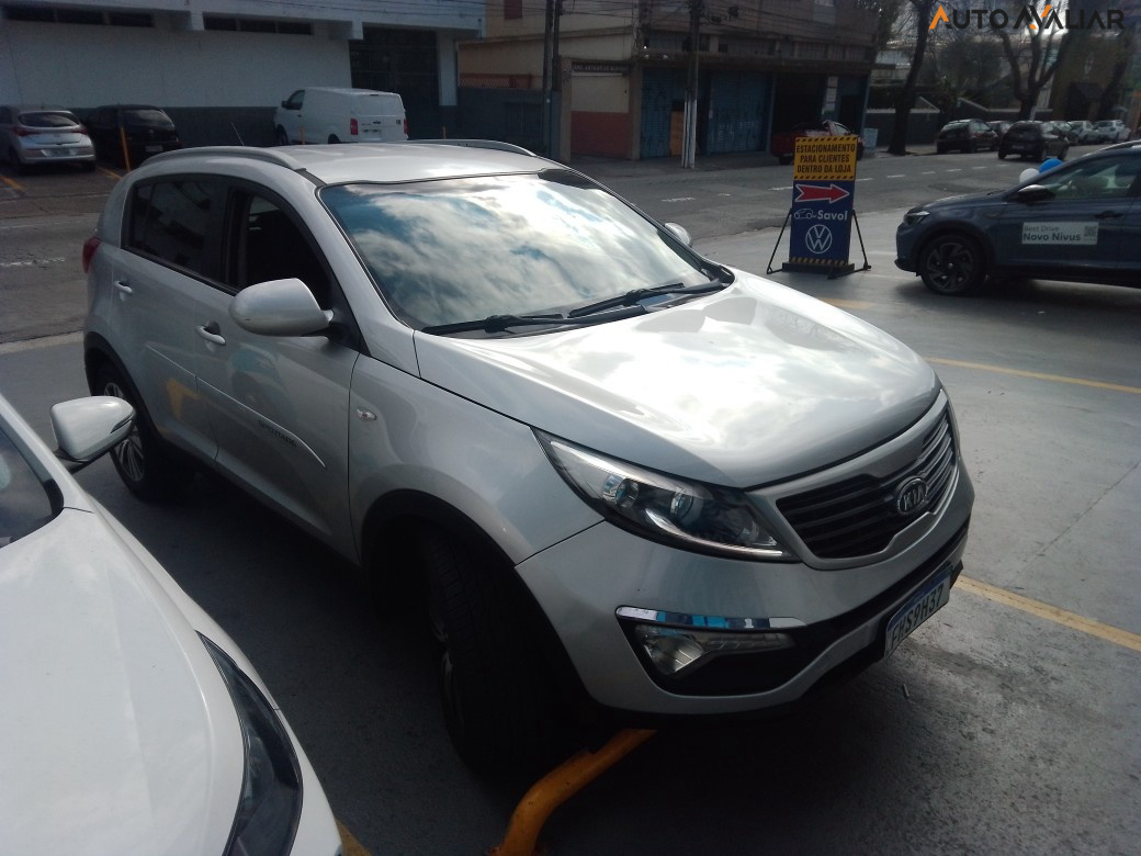 KIA SPORTAGE 2.0 LX 4X2 16V FLEX 4P AUTOMATICO