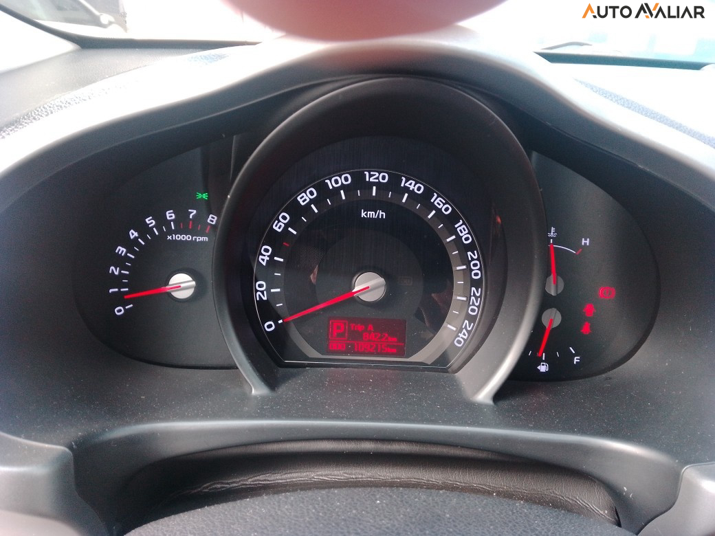 KIA SPORTAGE 2.0 LX 4X2 16V FLEX 4P AUTOMATICO