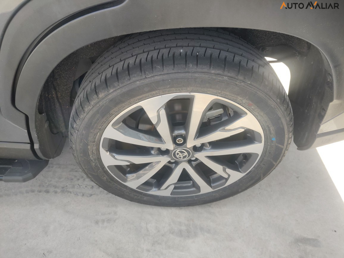 TOYOTA COROLLA CROSS 1.8 VVT-I HYBRID FLEX XRV CVT