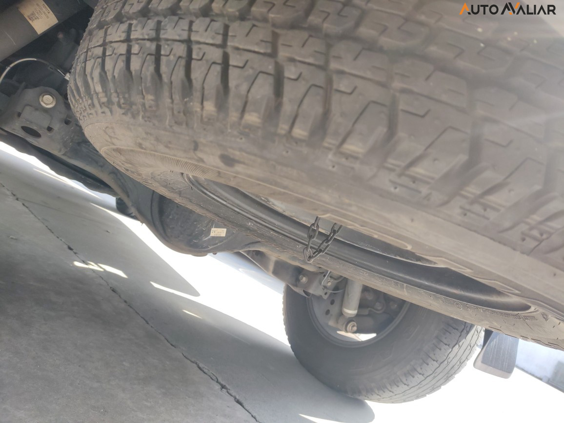 TOYOTA HILUX SW4 2.7 SRV 7 LUGARES 4X2 16V FLEX 4P AUTOMATICO