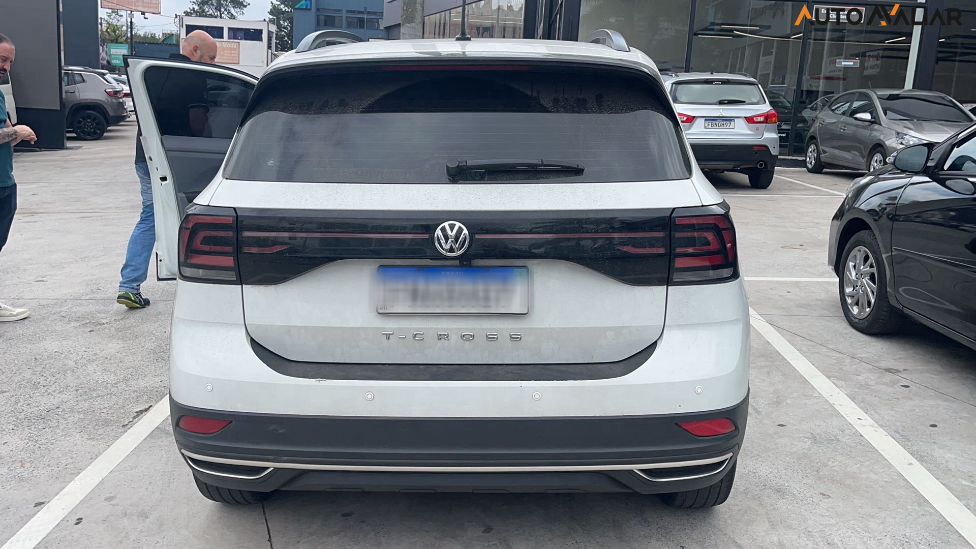 VOLKSWAGEN T-CROSS 1.0 200 TSI TOTAL FLEX SENSE AUTOM&Aacute;TICO